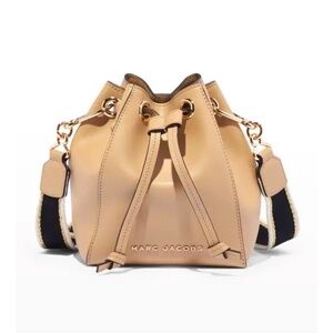Marc Jacobs The Bucket Bag Small Tan Leather Crossbody Bag NWT $450